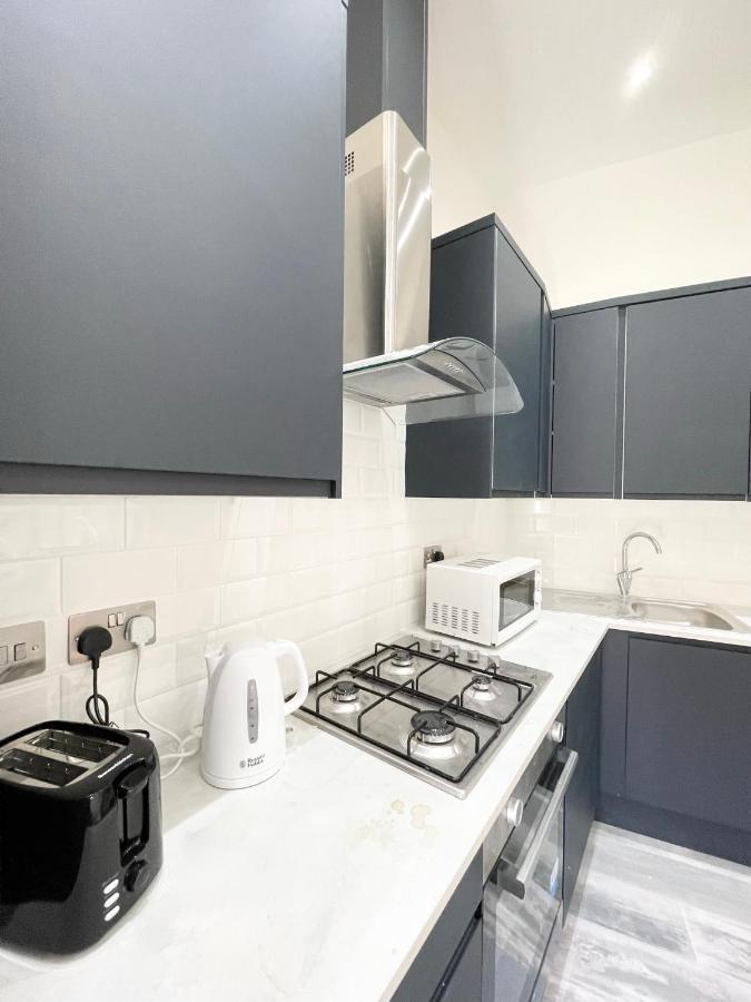 Lovely 4 Bed Apartment Perfect For Families! Londyn Zewnętrze zdjęcie